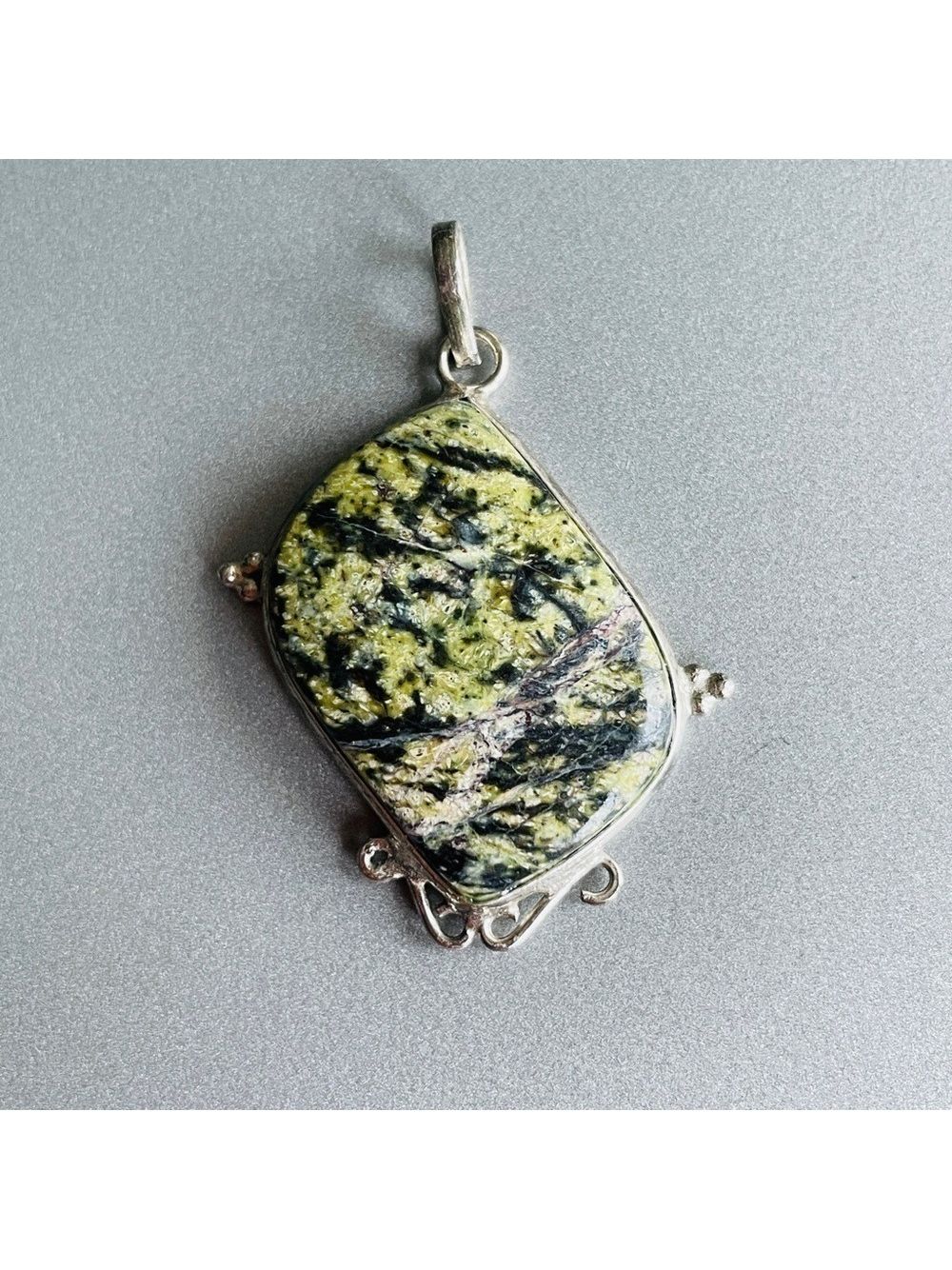 Serpentine Natural Gemstone Sterling Silver Vintage Pendant For Necklace